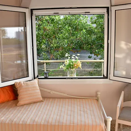 Apartment Kaponias House