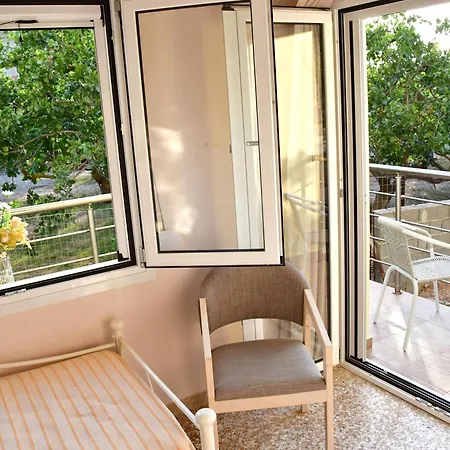 Kaponias House Apartment *
