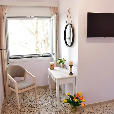 Kaponias House Apartment